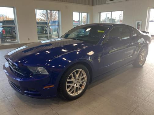 2013 Ford Mustang V6 Premium