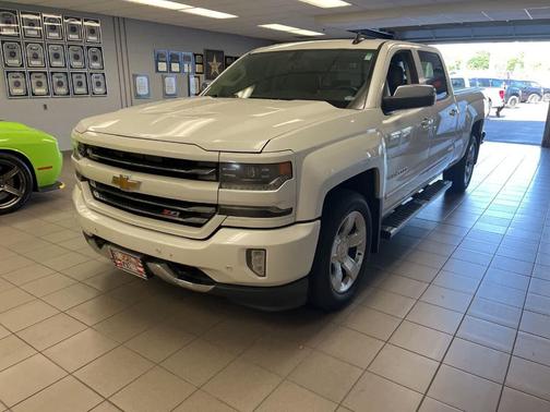 Iridescent Pearl Tricoat 2016 Chevrolet Silverado 1500 LTZ