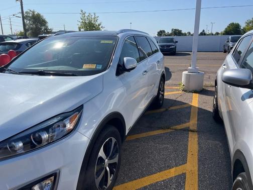 2017 Kia Sorento EX