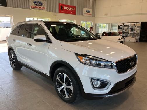 2017 Kia Sorento EX