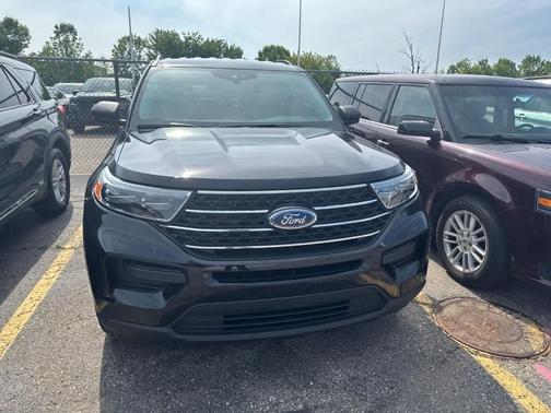 Agate Black Metallic 2024 Ford Explorer XLT