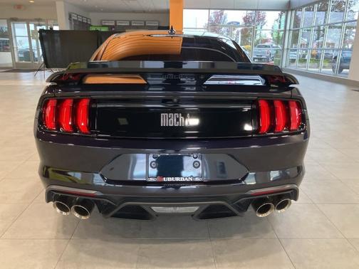 2022 Ford Mustang Mach 1