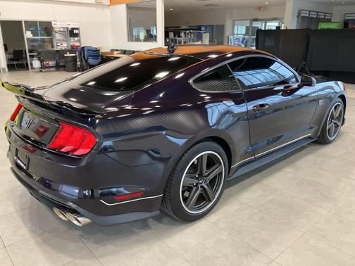 2022 Ford Mustang Mach 1