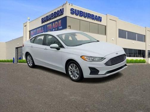 2020 Ford Fusion SE