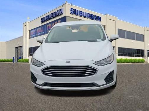 2020 Ford Fusion SE