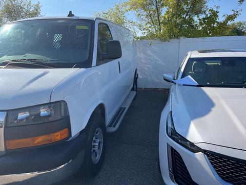 2023 GMC Savana 2500 Work Van