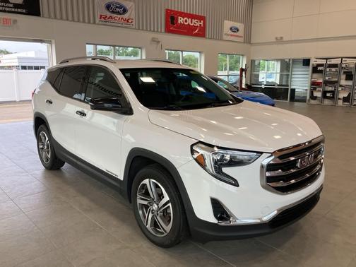 2020 GMC Terrain SLT