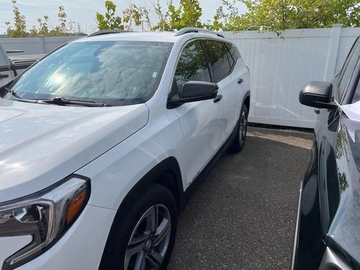 2020 GMC Terrain SLT