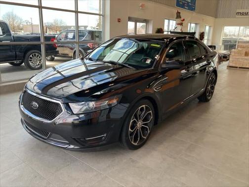 2016 Ford Taurus SHO