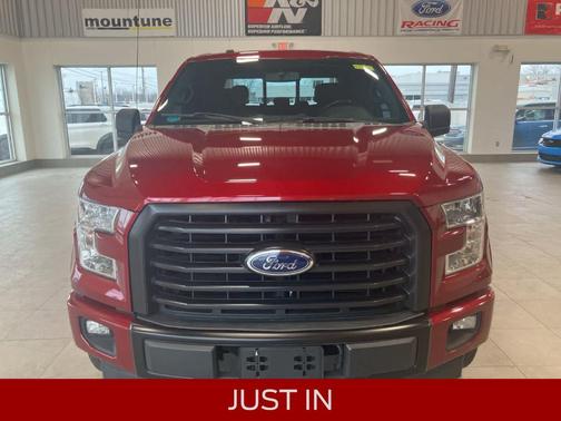 Ruby Red Metallic Tinted Clearcoat 2017 Ford F-150 XLT