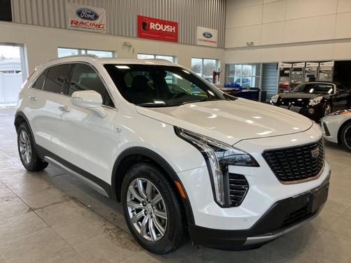 2021 Cadillac XT4 Premium Luxury
