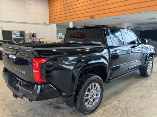 2024 Toyota Tacoma Limited