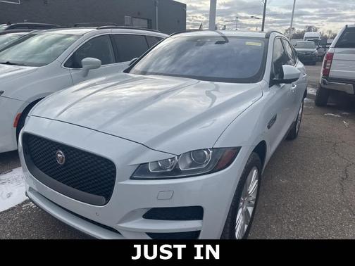 2017 Jaguar F-PACE 35t Premium
