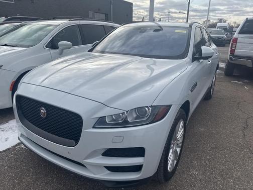 2017 Jaguar F-PACE 35t Premium