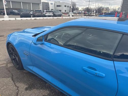 2022 Chevrolet Camaro LT1