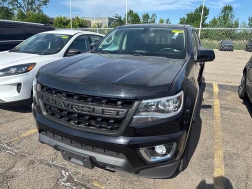 Black 2019 Chevrolet Colorado LT