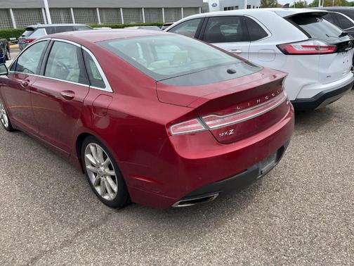2015 Lincoln MKZ Hybrid Base