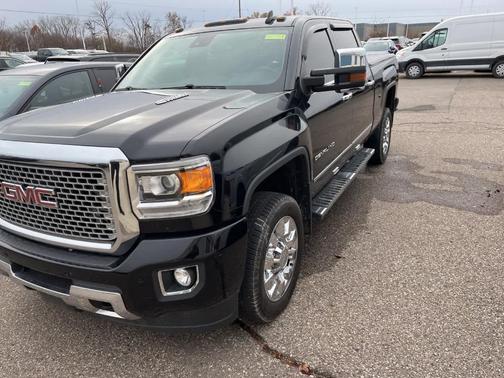 2016 GMC Sierra 2500 Denali
