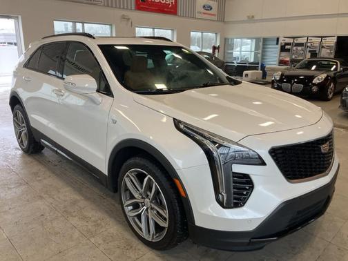 2023 Cadillac XT4 Sport