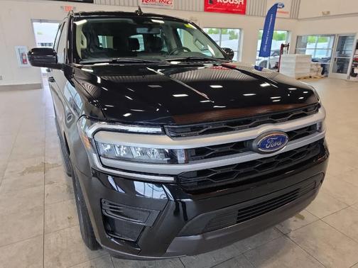 Agate Black Metallic 2024 Ford Expedition Max XLT