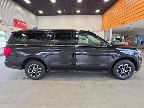 Agate Black Metallic 2024 Ford Expedition Max XLT