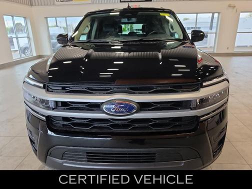 Agate Black Metallic 2024 Ford Expedition Max XLT