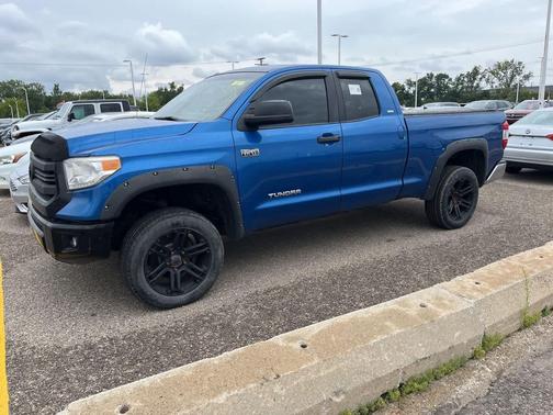 2016 Toyota Tundra SR5