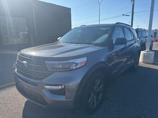Carbonized Gray Metallic 2021 Ford Explorer XLT