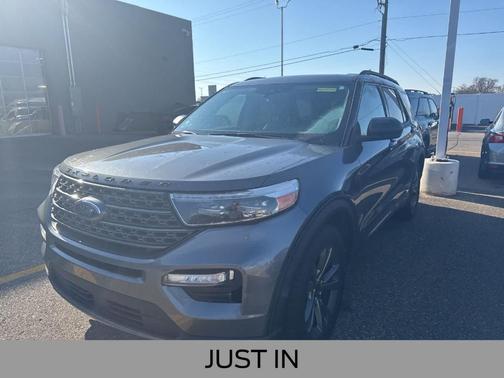 Carbonized Gray Metallic 2021 Ford Explorer XLT