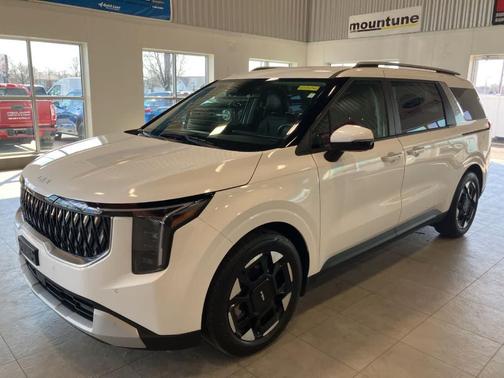 2025 Kia Carnival EX