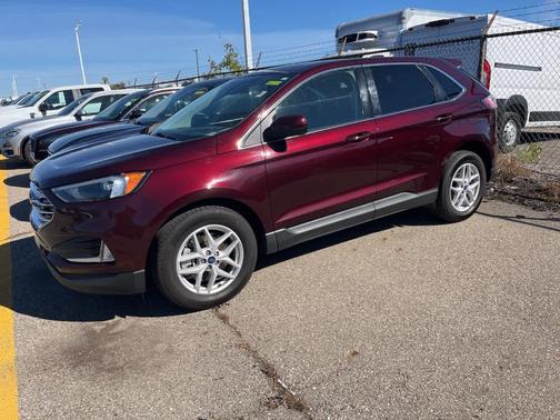 2022 Ford Edge SEL
