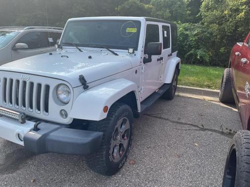 2016 Jeep Wrangler Unlimited Sahara