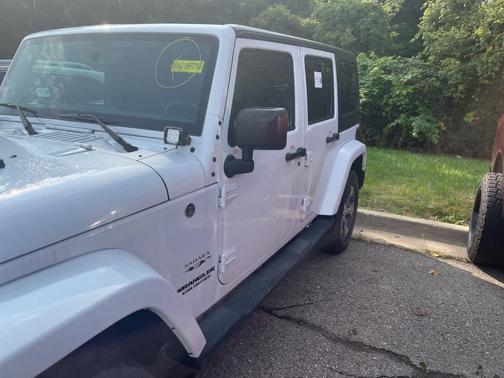 2016 Jeep Wrangler Unlimited Sahara