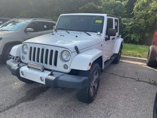 2016 Jeep Wrangler Unlimited Sahara