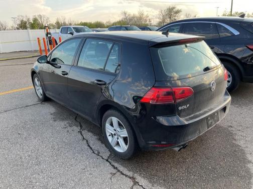 2017 Volkswagen Golf TSI Wolfsburg Edition 4-Door