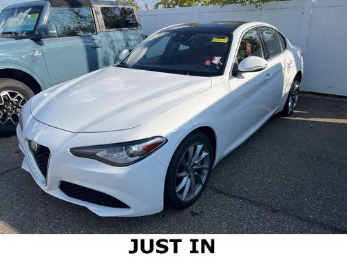 2020 Alfa Romeo Giulia Base