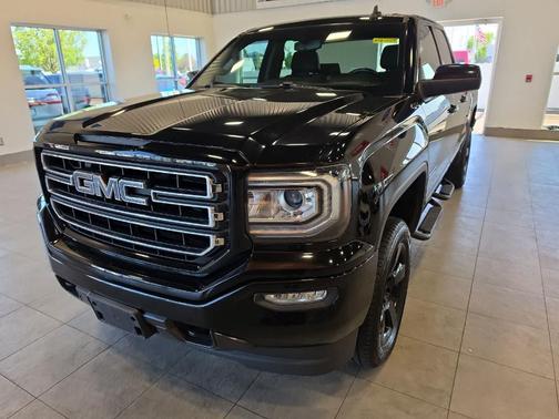 Black 2018 GMC Sierra 1500 SLE