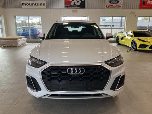 2023 Audi Q5 45 S line Prestige