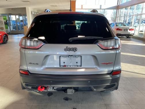 2020 Jeep Cherokee Trailhawk