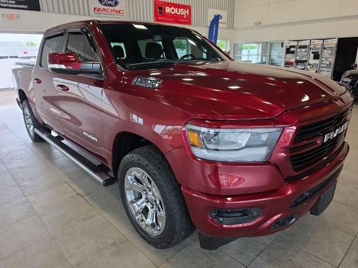 Delmonico Red Pearlcoat 2019 RAM 1500 Big Horn