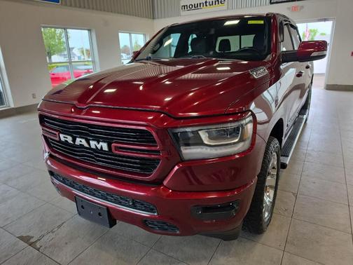 Delmonico Red Pearlcoat 2019 RAM 1500 Big Horn
