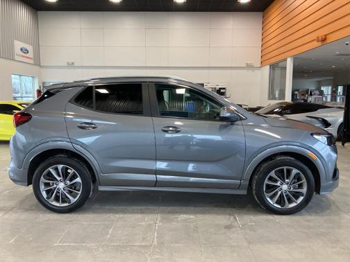 2022 Buick Encore GX Select