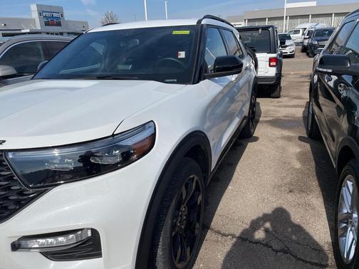 2023 Ford Explorer ST