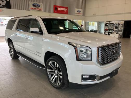 2017 GMC Yukon XL Denali