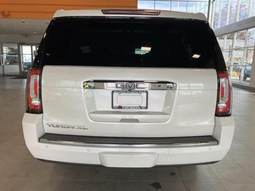 2017 GMC Yukon XL Denali