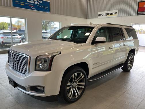 2017 GMC Yukon XL Denali