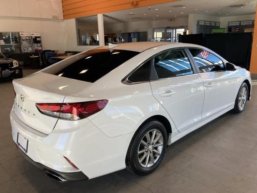 2019 Hyundai SONATA SE