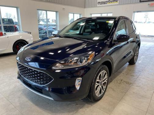2021 Ford Escape SEL
