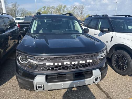 Shadow Black 2026 Ford Bronco Sport Badlands