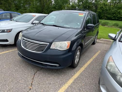 2012 Chrysler Town & Country Touring
